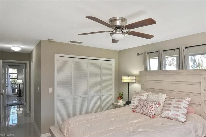 4 Park Lane Cir, Lehigh Acres, Florida 33936
