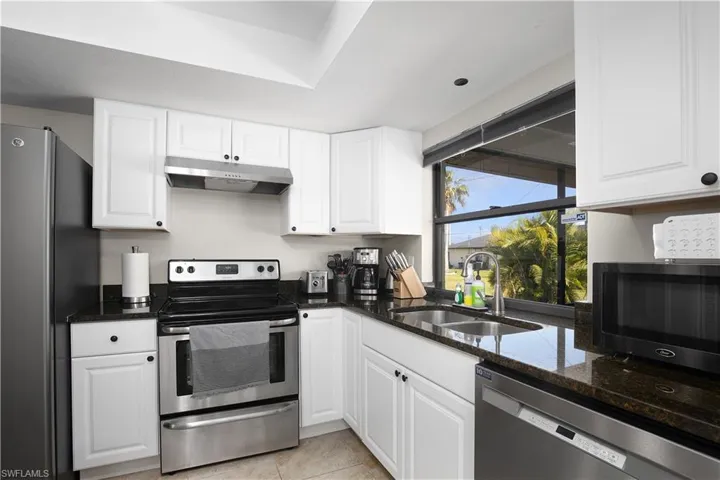 120 Sw 46th St, Cape Coral, Florida 33914