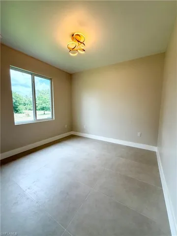 1013  Lincoln  AVE, Lehigh Acres, FL 33972