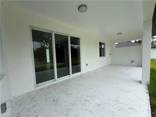 1013  Lincoln  AVE, Lehigh Acres, FL 33972