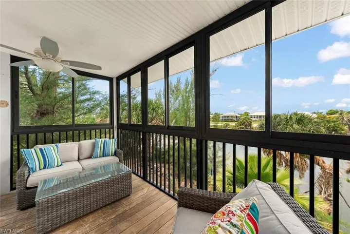 1394 Middle Gulf Dr C, Sanibel, Florida 33957