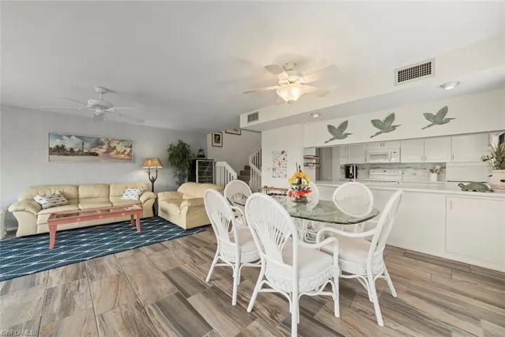 1394 Middle Gulf Dr C, Sanibel, Florida 33957