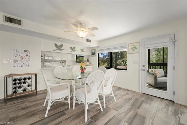 1394 Middle Gulf Dr C, Sanibel, Florida 33957