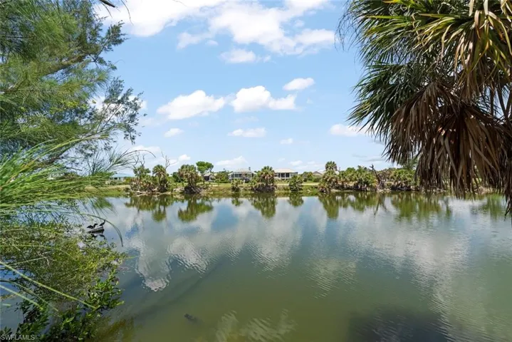 1394 Middle Gulf Dr C, Sanibel, Florida 33957