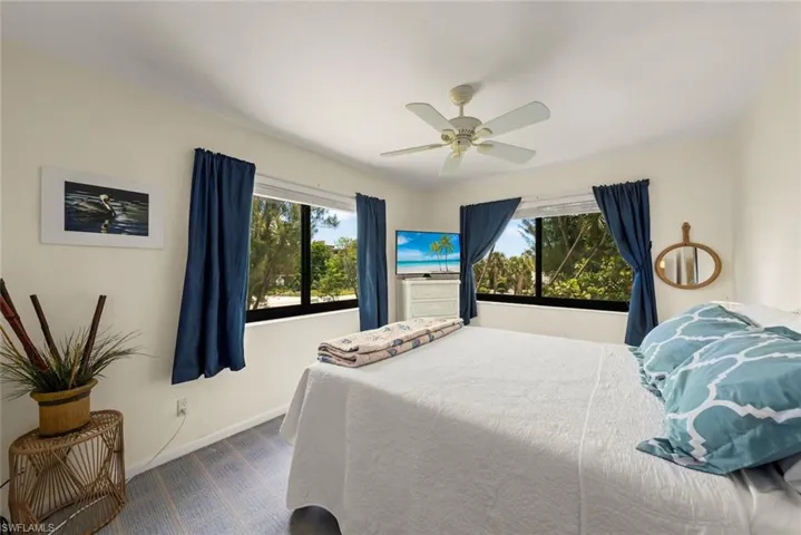 1st living level Bedroom