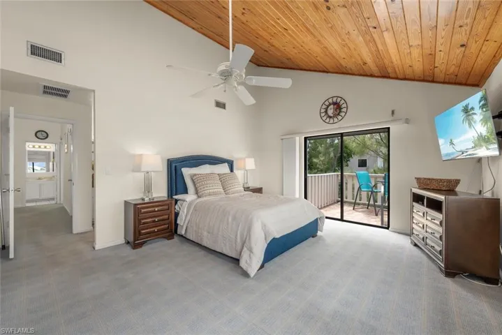 1394 Middle Gulf Dr C, Sanibel, Florida 33957