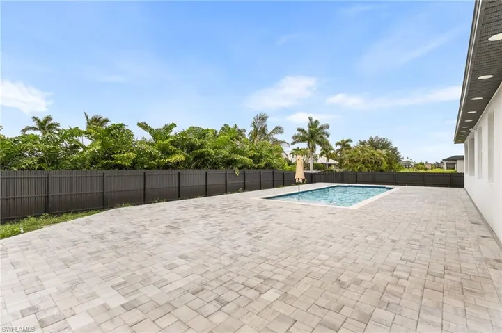 2837 Nw 3rd St, Cape Coral, Florida 33993