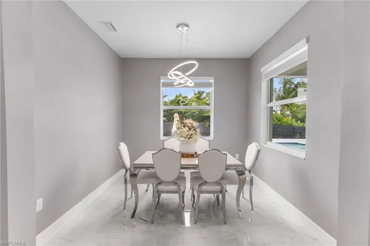 2837 Nw 3rd St, Cape Coral, Florida 33993