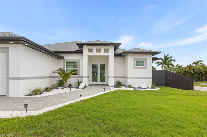 2837 Nw 3rd St, Cape Coral, Florida 33993