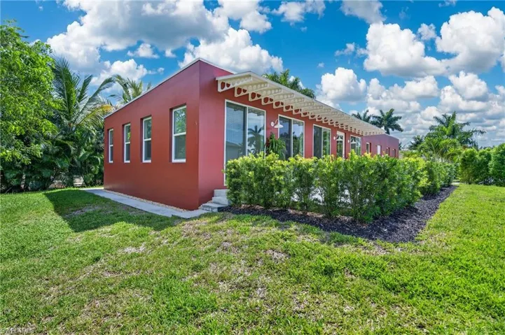 5217 Sw 24th Pl, Cape Coral, Florida 33914