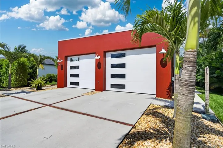 5217 Sw 24th Pl, Cape Coral, Florida 33914