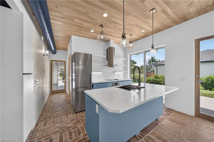 5217 Sw 24th Pl, Cape Coral, Florida 33914
