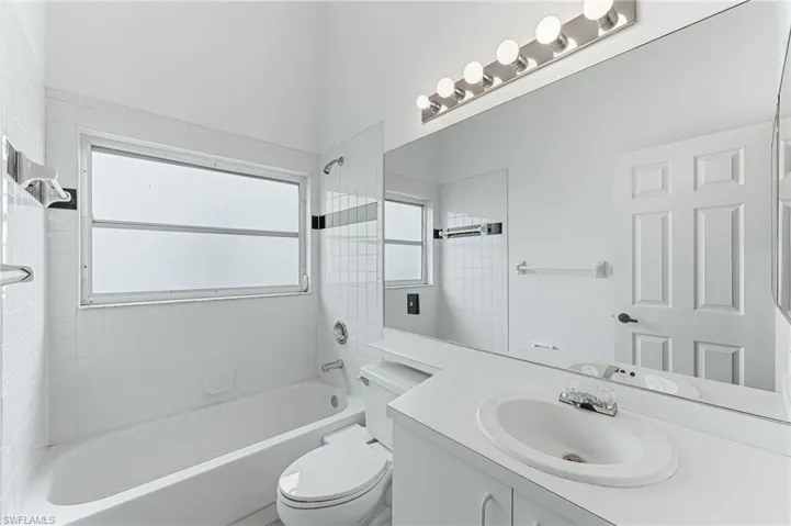 757 Belville Blvd, Naples, Florida 34104