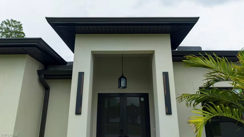 814 Clayton Ave, Lehigh Acres, Florida 33972