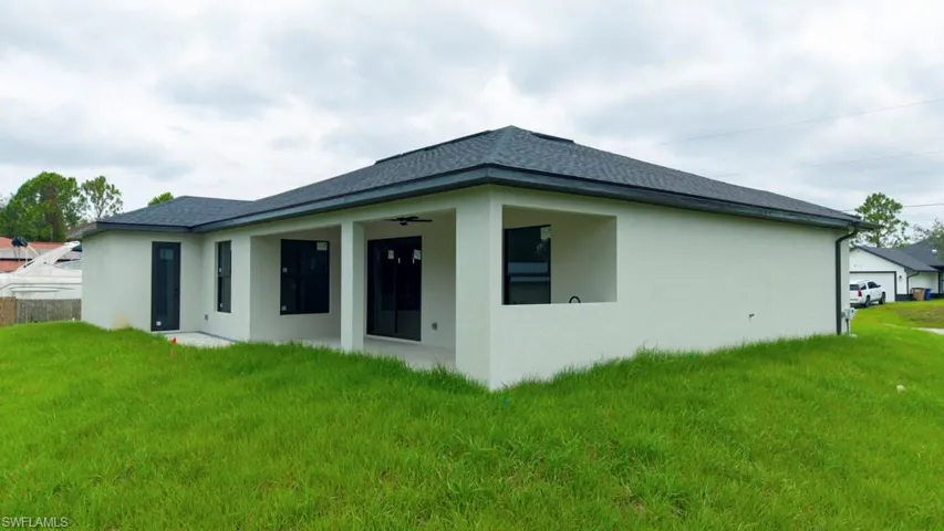 814 Clayton Ave, Lehigh Acres, Florida 33972