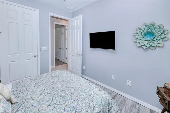 cozy 3rd bedroom
