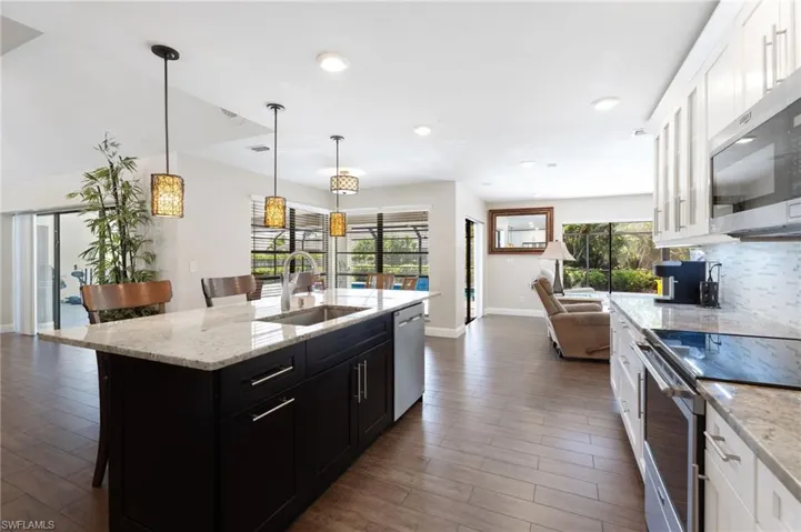 2239  Imperial Golf Co  BLVD, Naples, FL 34110