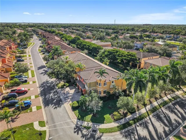 10101 Tin Maple Dr 122, Estero, Florida 33928