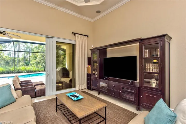 7755 Martino Cir, Naples, Florida 34112