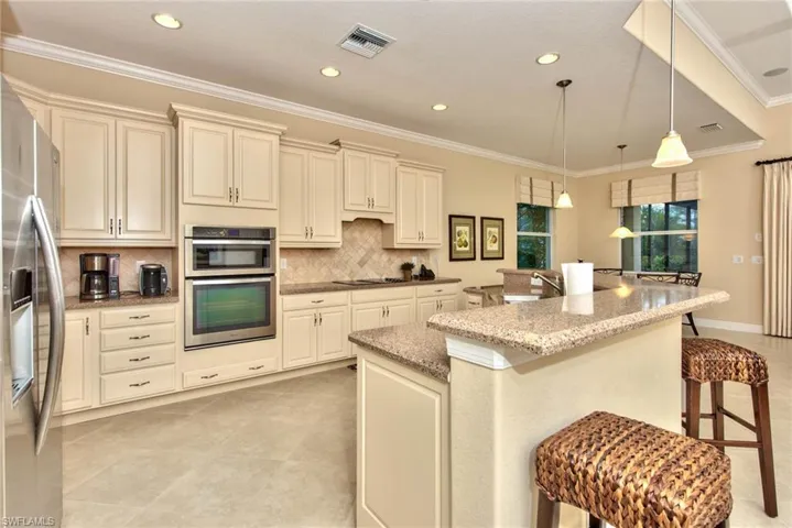 7755 Martino Cir, Naples, Florida 34112