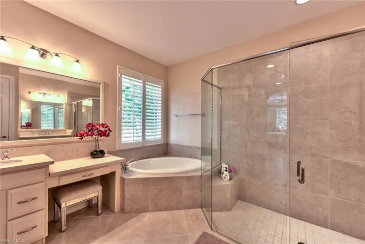 7755 Martino Cir, Naples, Florida 34112