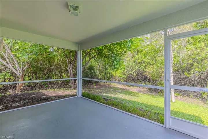725 Kari Cir, Lehigh Acres, Florida 33974