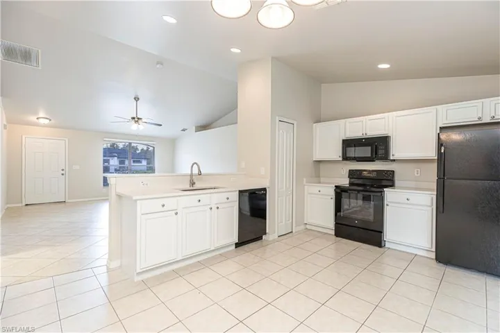 725 Kari Cir, Lehigh Acres, Florida 33974