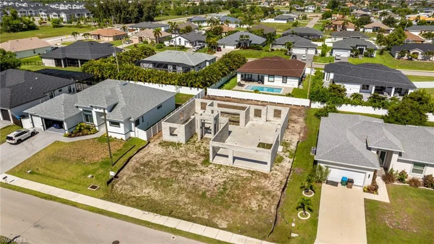 428 Sw 28th Ave, Cape Coral, Florida 33991