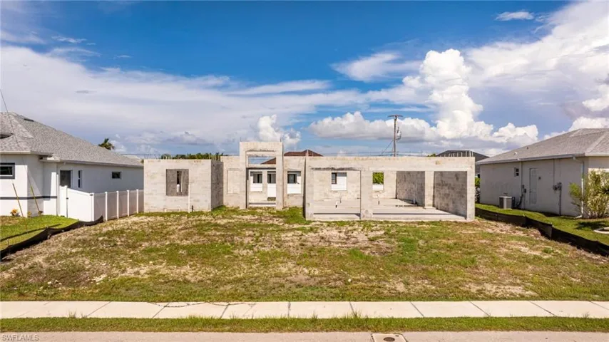 428 Sw 28th Ave, Cape Coral, Florida 33991