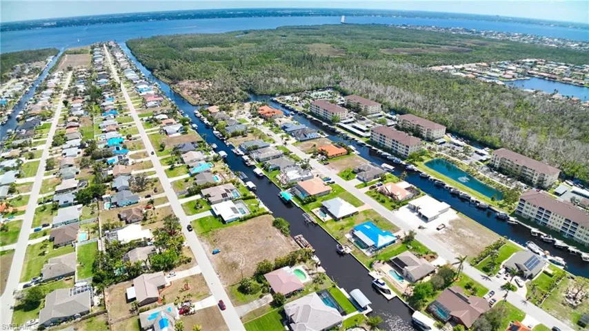 1940 Coral Point DR, Cape Coral, FL 33990,225061754