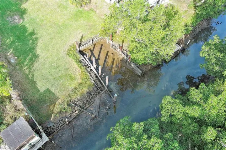 Aerial overview of property's location