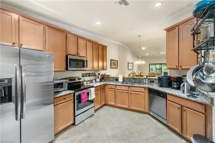 9510 Avellino Way 1926, Naples, Florida 34113