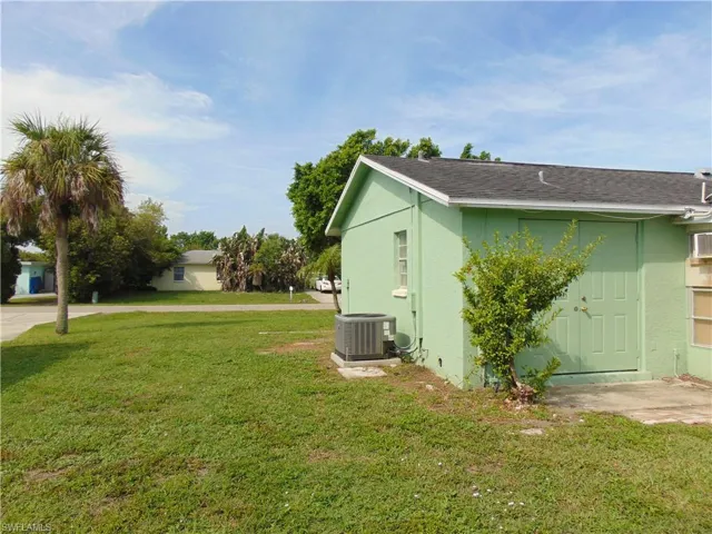 117 Stetson St, Lehigh Acres, Florida 33936