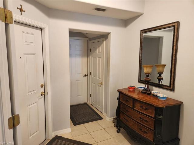 1400  Tiffany  LN, NAPLES, FL 34105