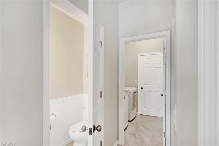 1/2 bath