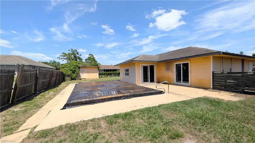 521  5th  AVE, Lehigh Acres, FL 33972