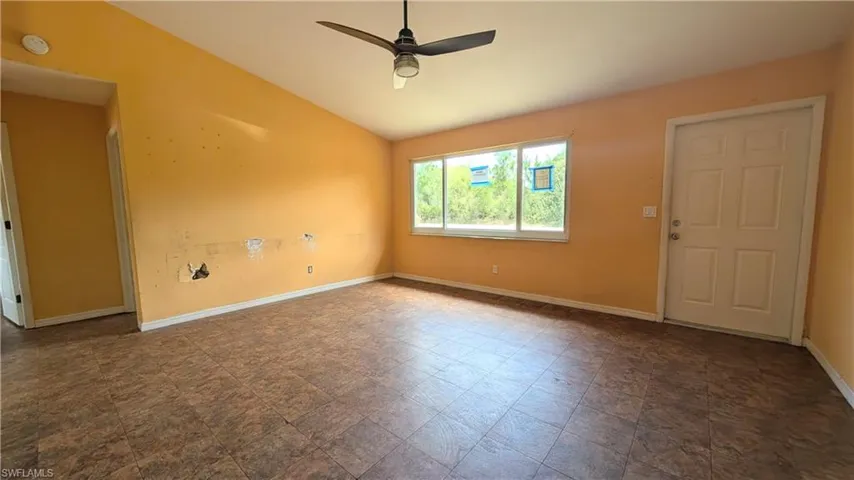 521  5th  AVE, Lehigh Acres, FL 33972