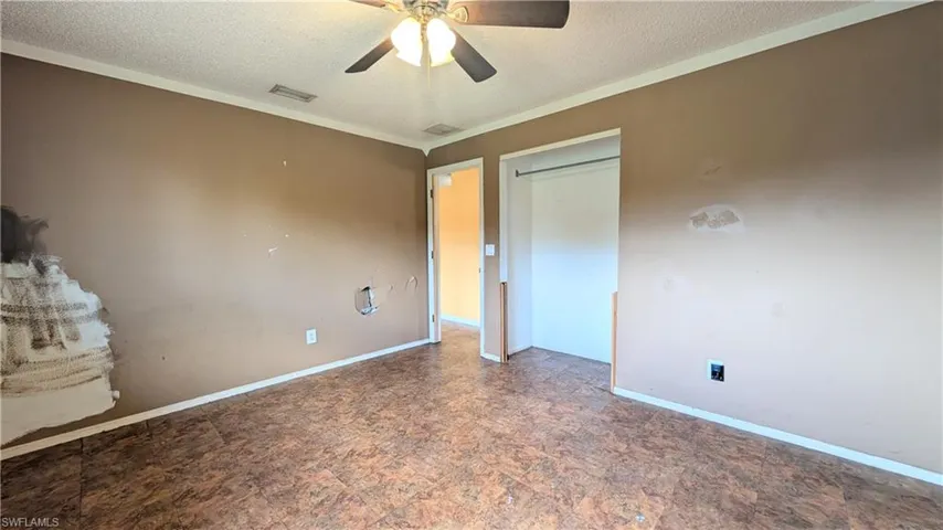521  5th  AVE, Lehigh Acres, FL 33972