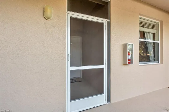 2730  Cypress Trace  CIR, Naples, FL 34119