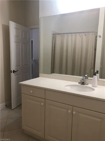 14100 Cambridge Dr 203, Fort Myers, Florida 33912
