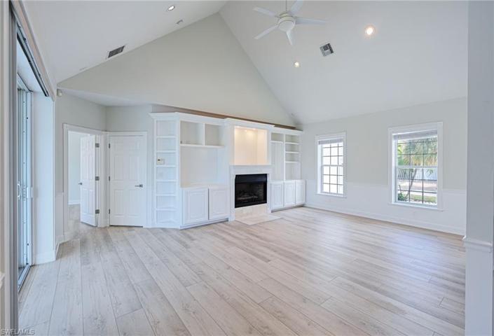 27070  Mora  RD, Bonita Springs, FL 34135