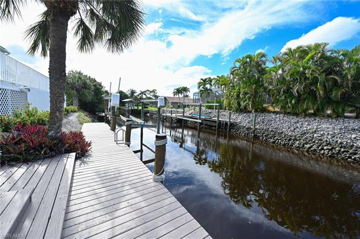 27070  Mora  RD, Bonita Springs, FL 34135