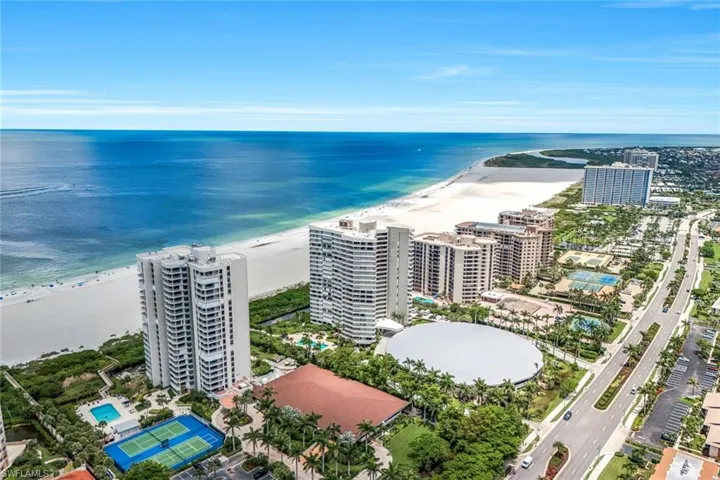 View of urban area featuring unending shoreline