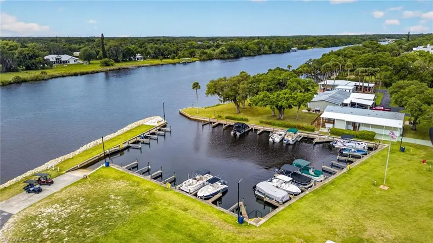 30 Aloe St, Alva, Florida 33920