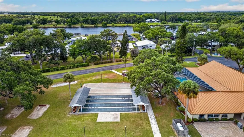 30 Aloe St, Alva, Florida 33920
