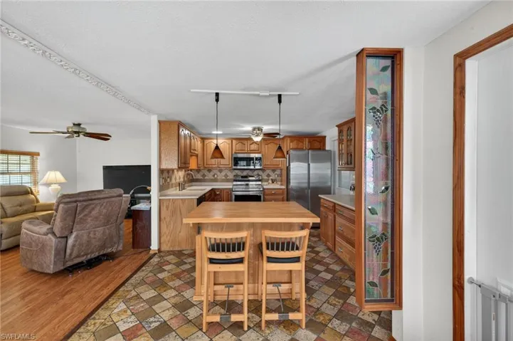30 Aloe St, Alva, Florida 33920