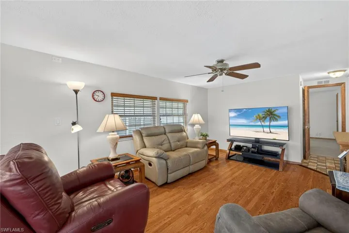 30 Aloe St, Alva, Florida 33920