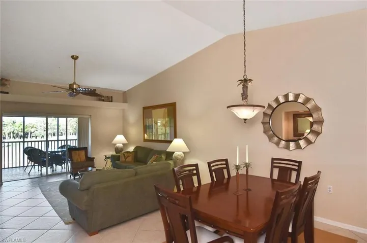 3870  SAWGRASS  WAY, Naples, FL 34112
