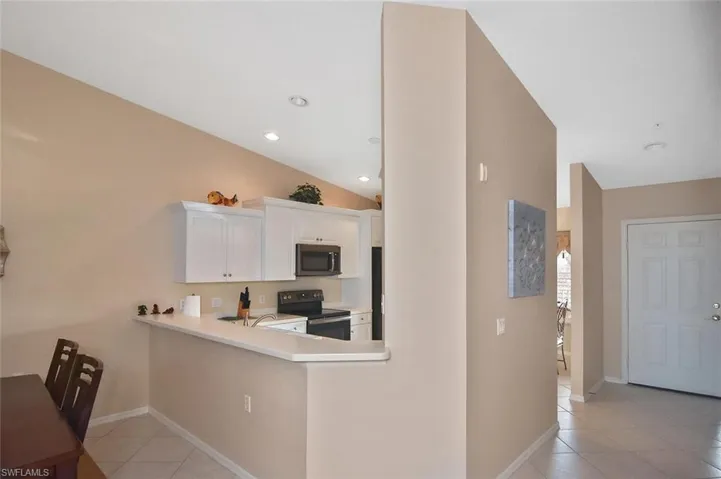 3870  SAWGRASS  WAY, Naples, FL 34112
