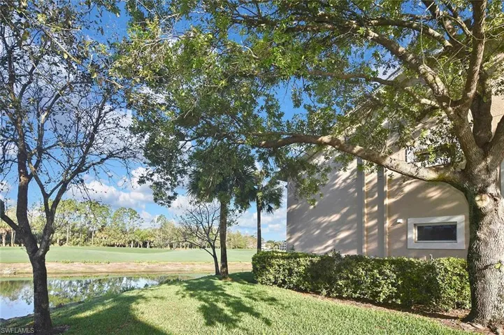3870  SAWGRASS  WAY, Naples, FL 34112